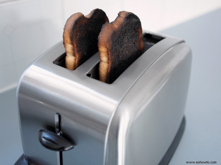 Cómo guardar tostadas quemadas sin ensuciar mucho 