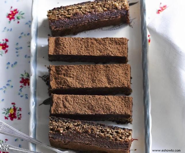 Estas barras de chocolate oscuro con avellanas le dan un toque cítrico a la hora de la merienda 