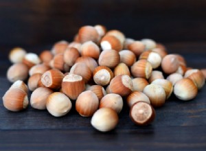 Beneficios de las avellanas para la salud de mayores de 55 años: mejoras en vitamina E y magnesio según estudio