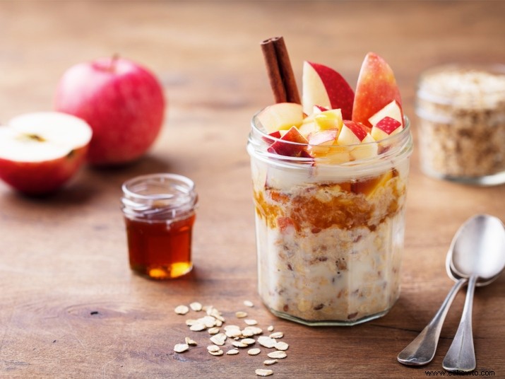 Cómo hacer avena durante la noche para preparar comidas 