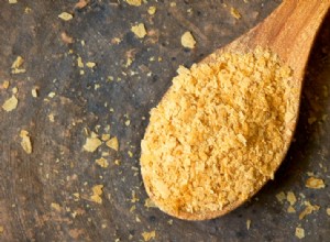 Por qué incorporar levadura nutricional a tu dieta: beneficios respaldados por expertos