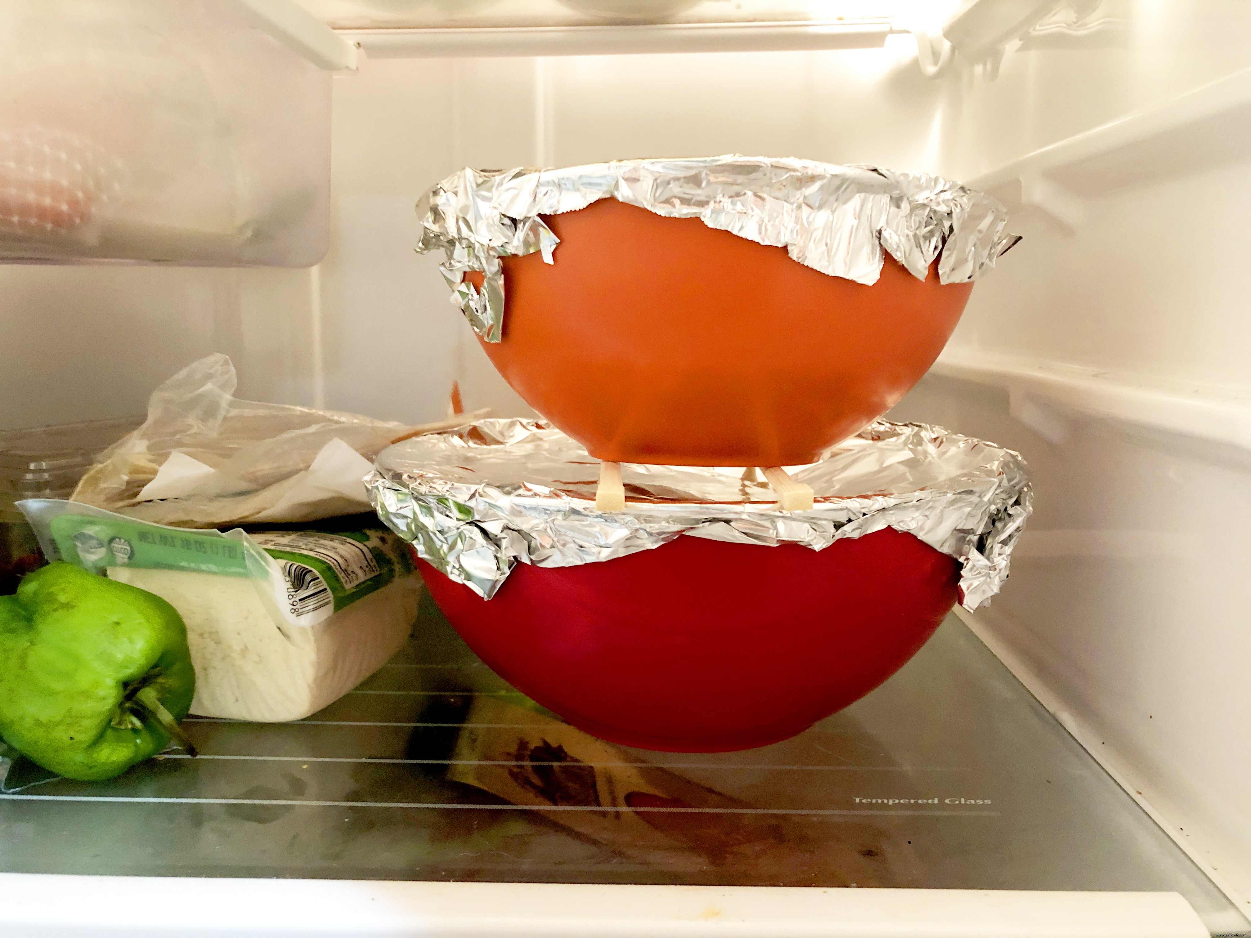 Este simple truco puede ayudarte a organizar las sobras en tu refrigerador sin usar Tupperware 