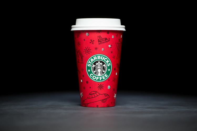 Vea cada vaso navideño de Starbucks en este resumen navideño 