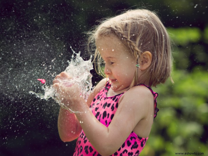 15 actividades gratuitas o de bajo costo para que los niños sigan jugando en el patio trasero todo el verano 