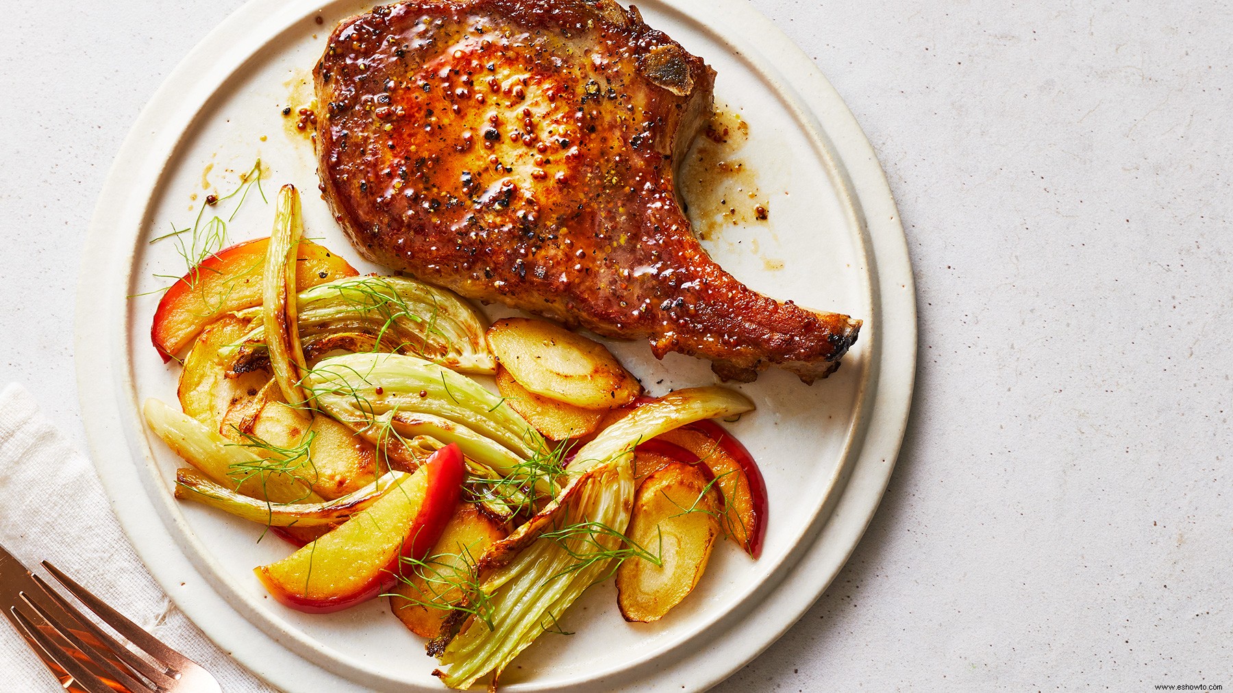 Chuletas De Cerdo De Arce De Una Bandeja 