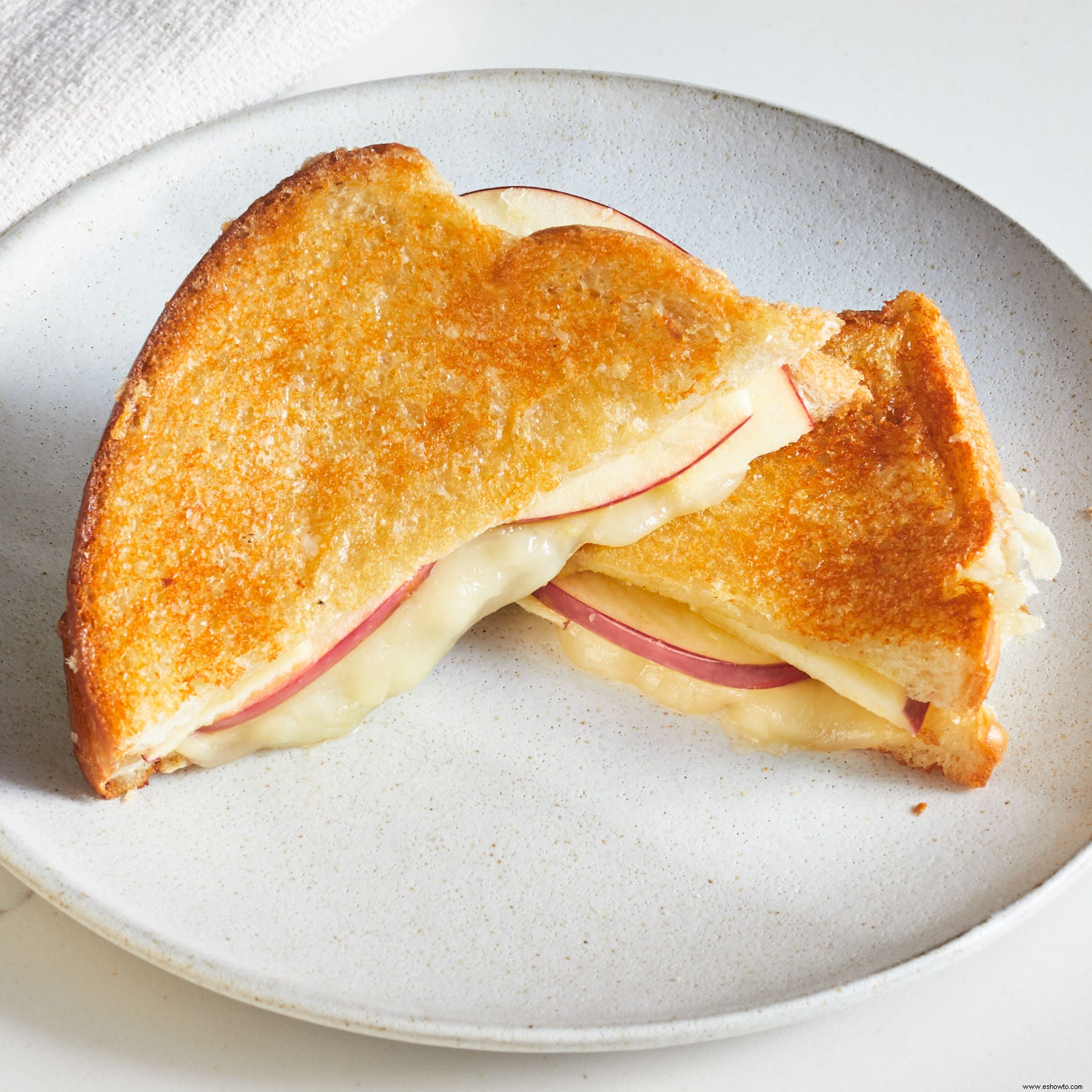 Queso asado con costra de parm 