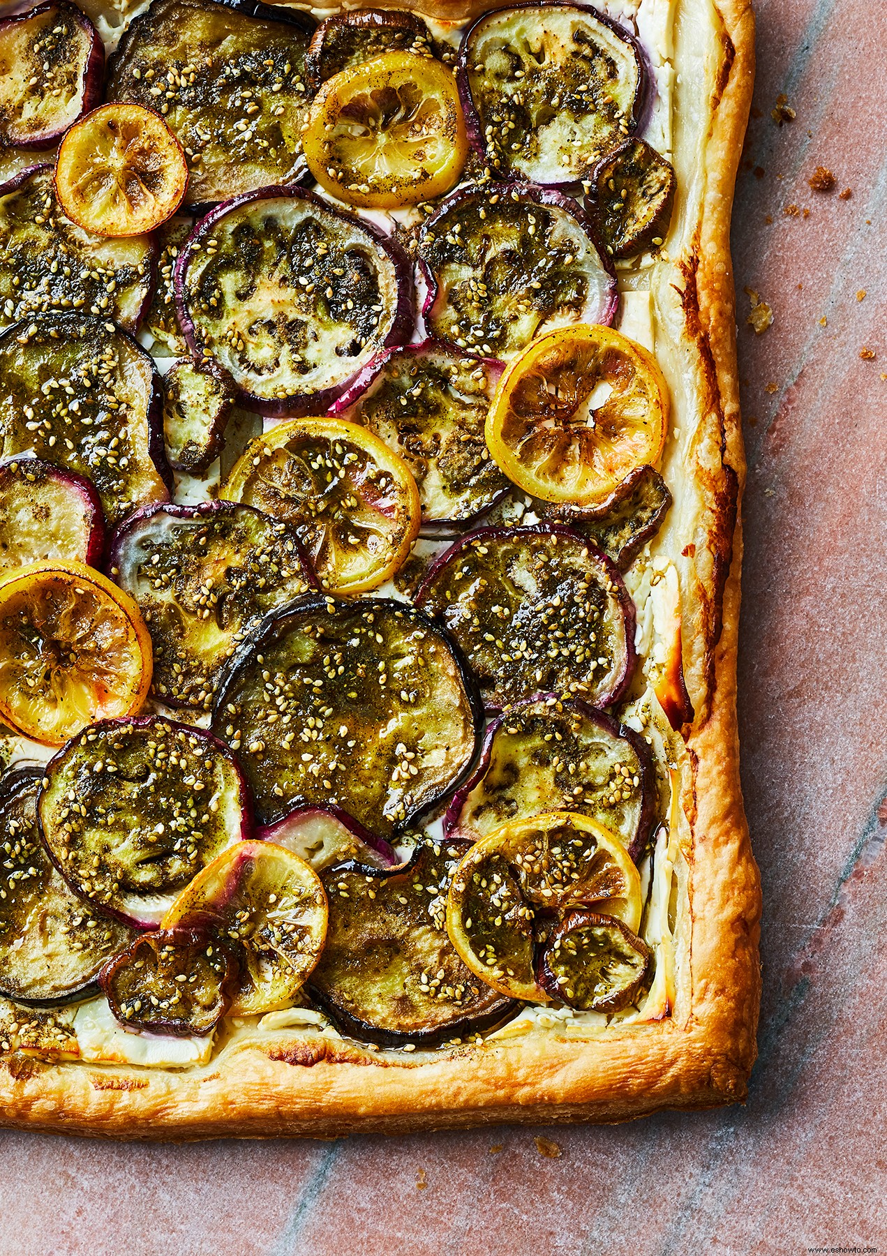 Tarta de berenjena, feta y limón 