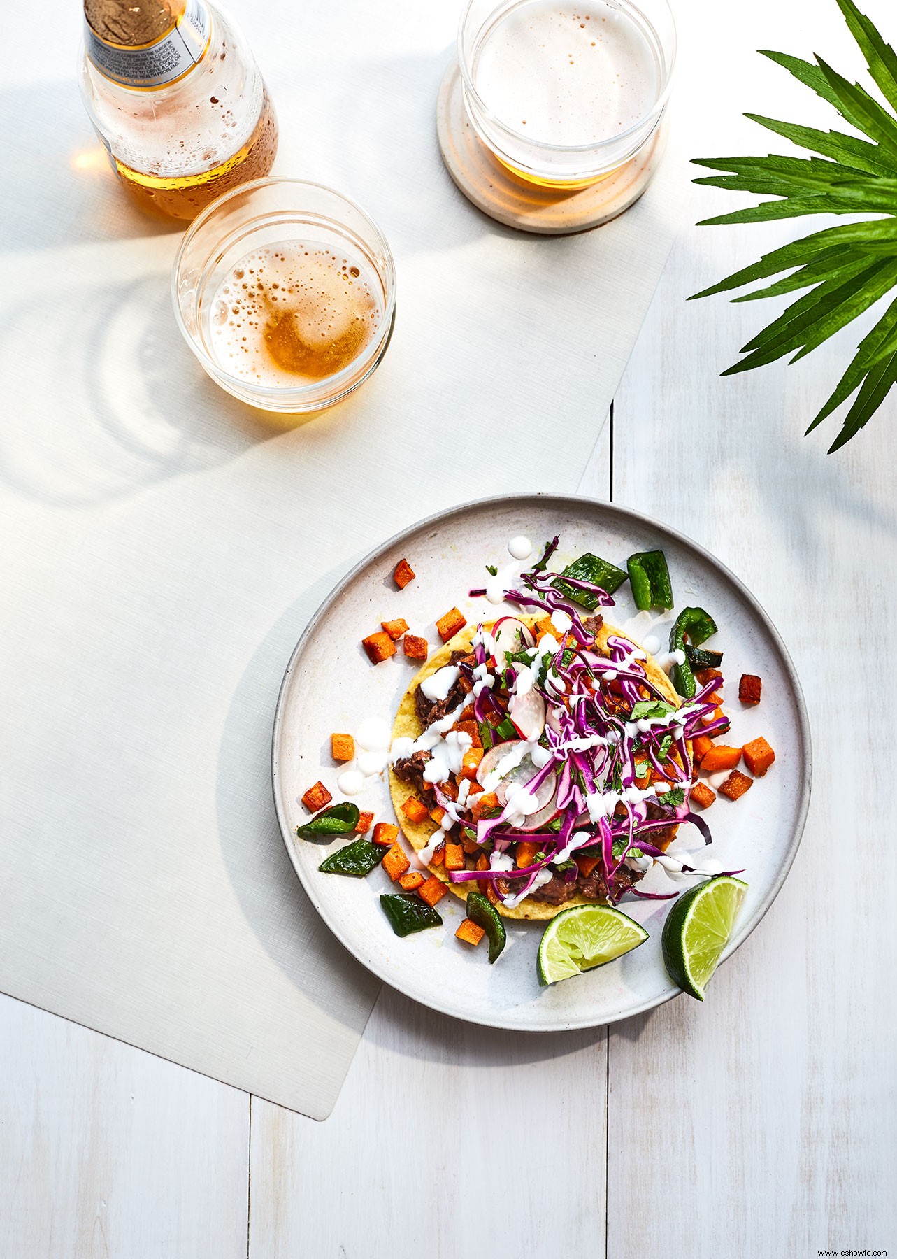 Tostadas De Frijoles Negros Con Camote Y Poblanos 