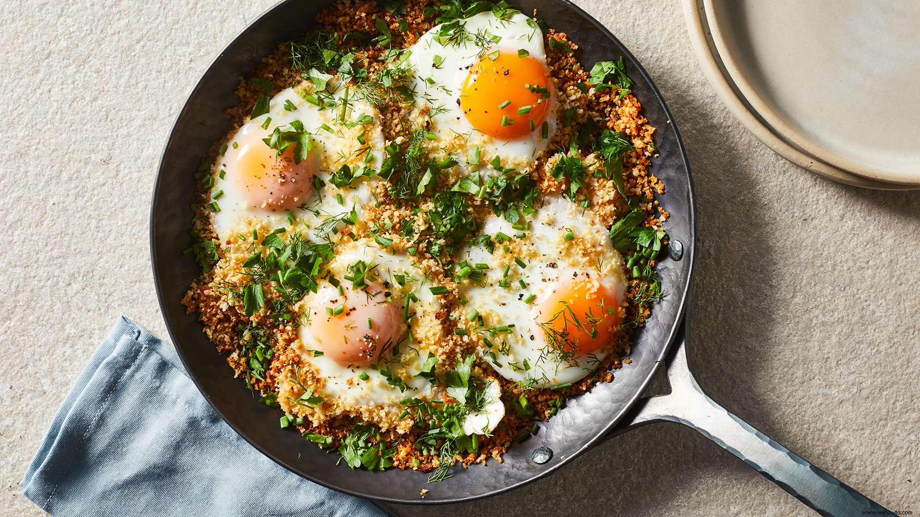 Huevos Crujientes A La Sartén Con Hierbas 