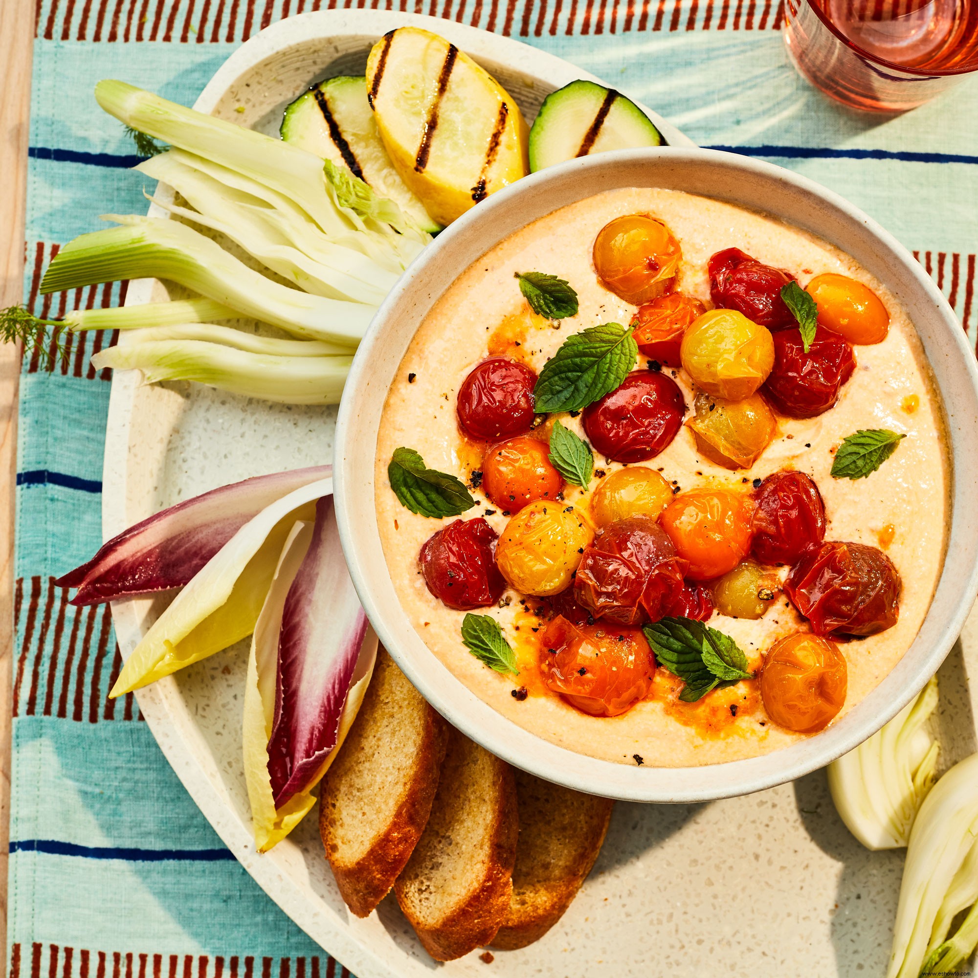 Dip de tomate y queso feta 