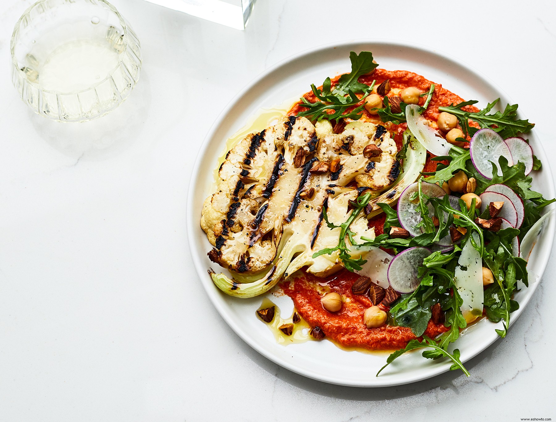 Bistecs De Coliflor A La Plancha Con Romesco Y Manchego 