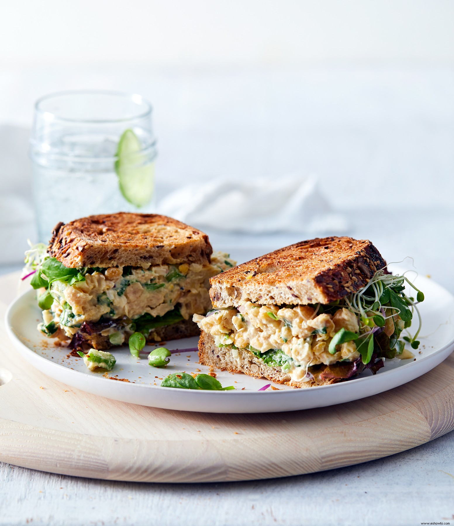 Sándwich de ensalada de garbanzos 