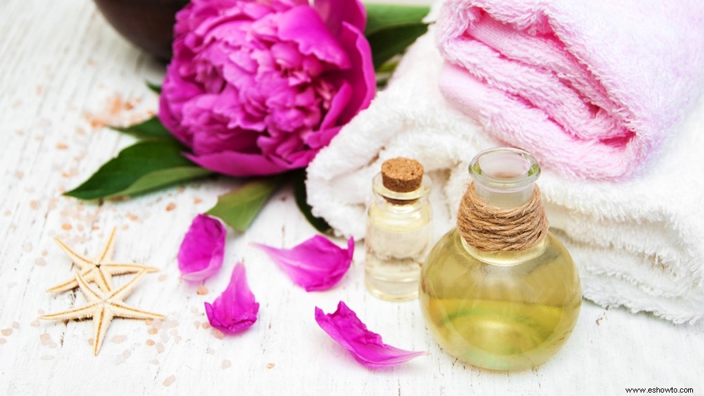5 tratamientos de belleza con infusión de flores para eliminar las arrugas, nutrir el cabello y calmar la irritación 