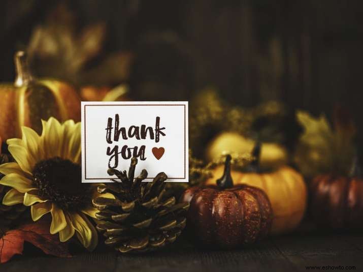 Por qué repartir tarjetas de agradecimiento es la mejor manera de mostrar gratitud este Día de Acción de Gracias 