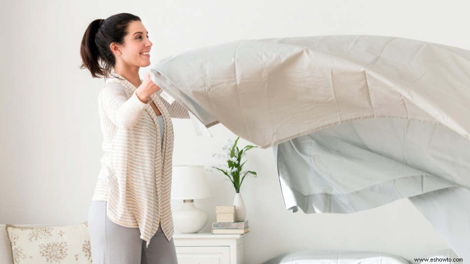 5 maneras fáciles de deshacerse de los alérgenos del dormitorio 