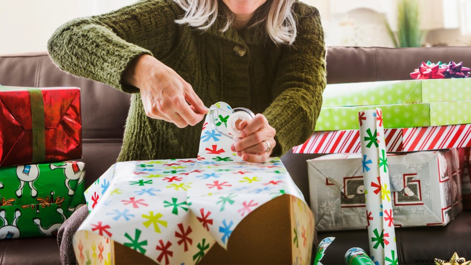 3 Maneras Inteligentes de Ganar Dinero Extra Durante las Fiestas — ¡Desde Casa! 