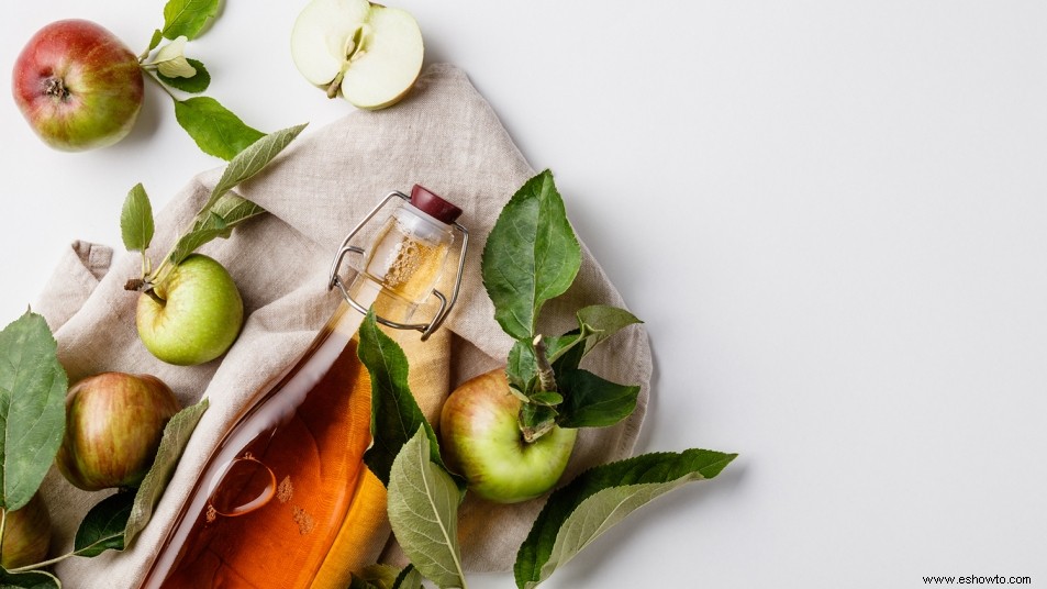 10 usos brillantes para el vinagre de sidra de manzana 
