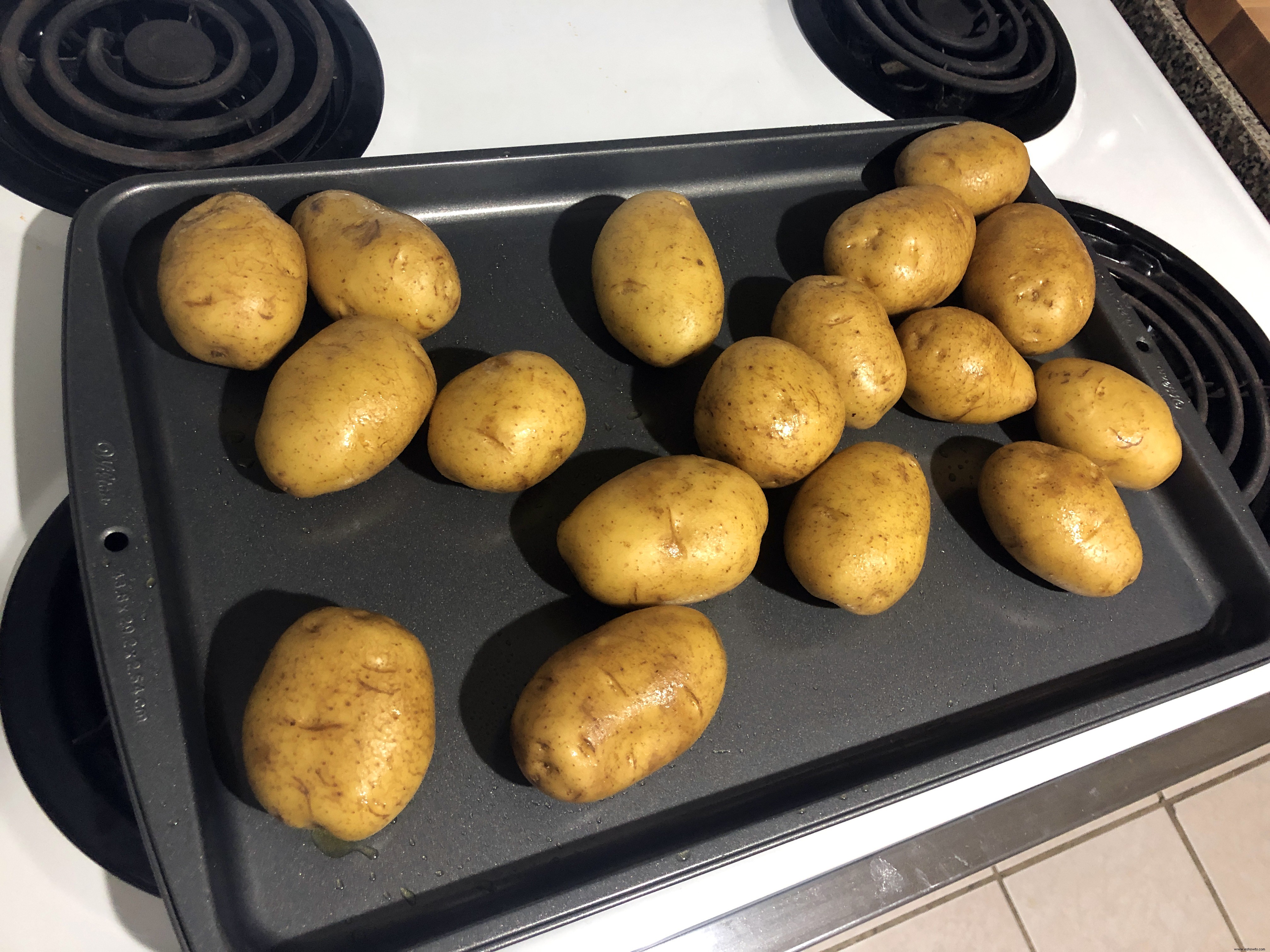 Todos hemos estado haciendo mal nuestro puré de papas de Acción de Gracias, comenzando con el primer paso 