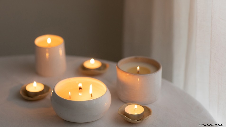 5 consejos para encender y quemar velas de forma segura para que tu casa huela increíble 