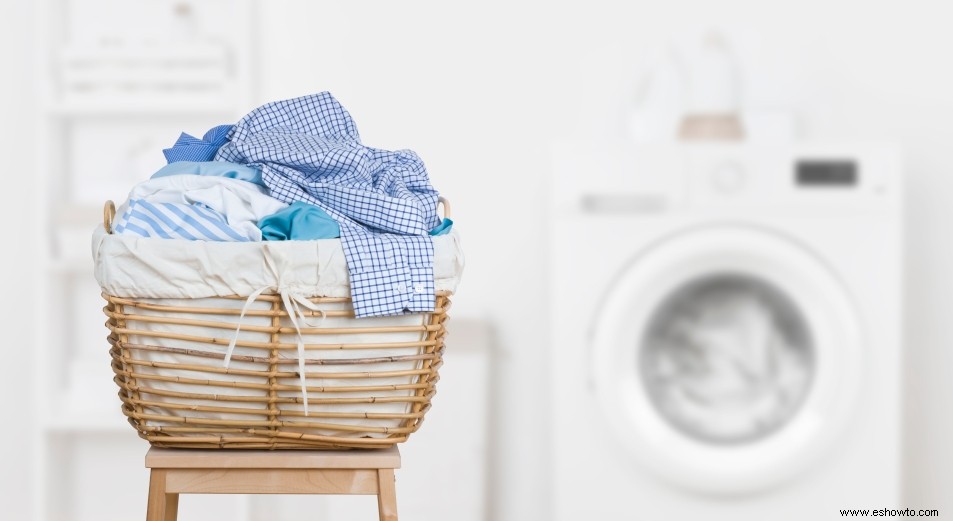8 geniales trucos para lavar la ropa que cambiarán tu vida 