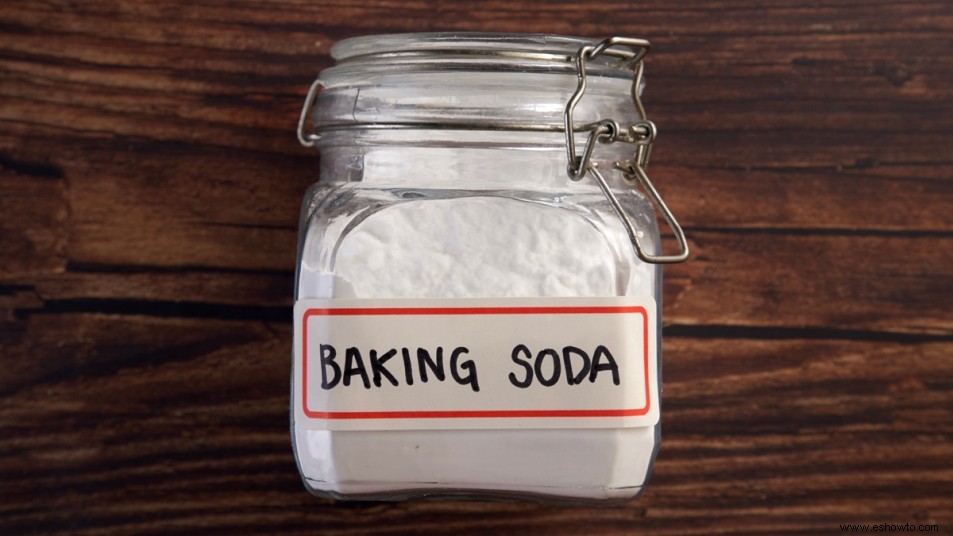 4 trucos sorprendentemente útiles con bicarbonato de sodio que todos olvidamos 