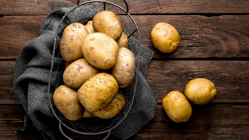 Cómo limpiar patatas en 10 minutos sin tener que fregarlas 