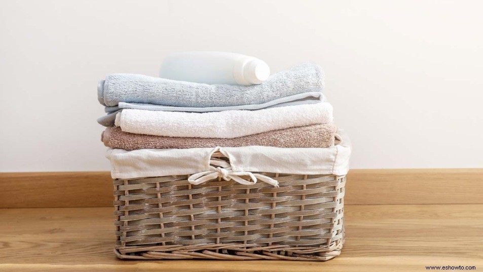 7 maneras fáciles de usar cestas para guardar cosas en cada habitación de tu hogar 