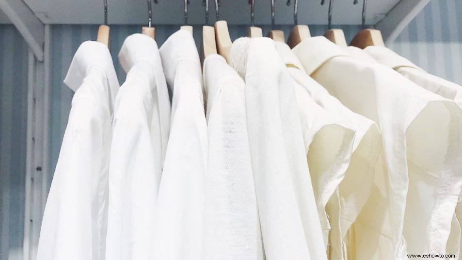 Obtenga su ropa súper blanca sin blanqueador con este simple truco 