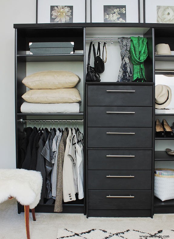 7 geniales trucos de IKEA que duplicarán el almacenamiento de tu armario 