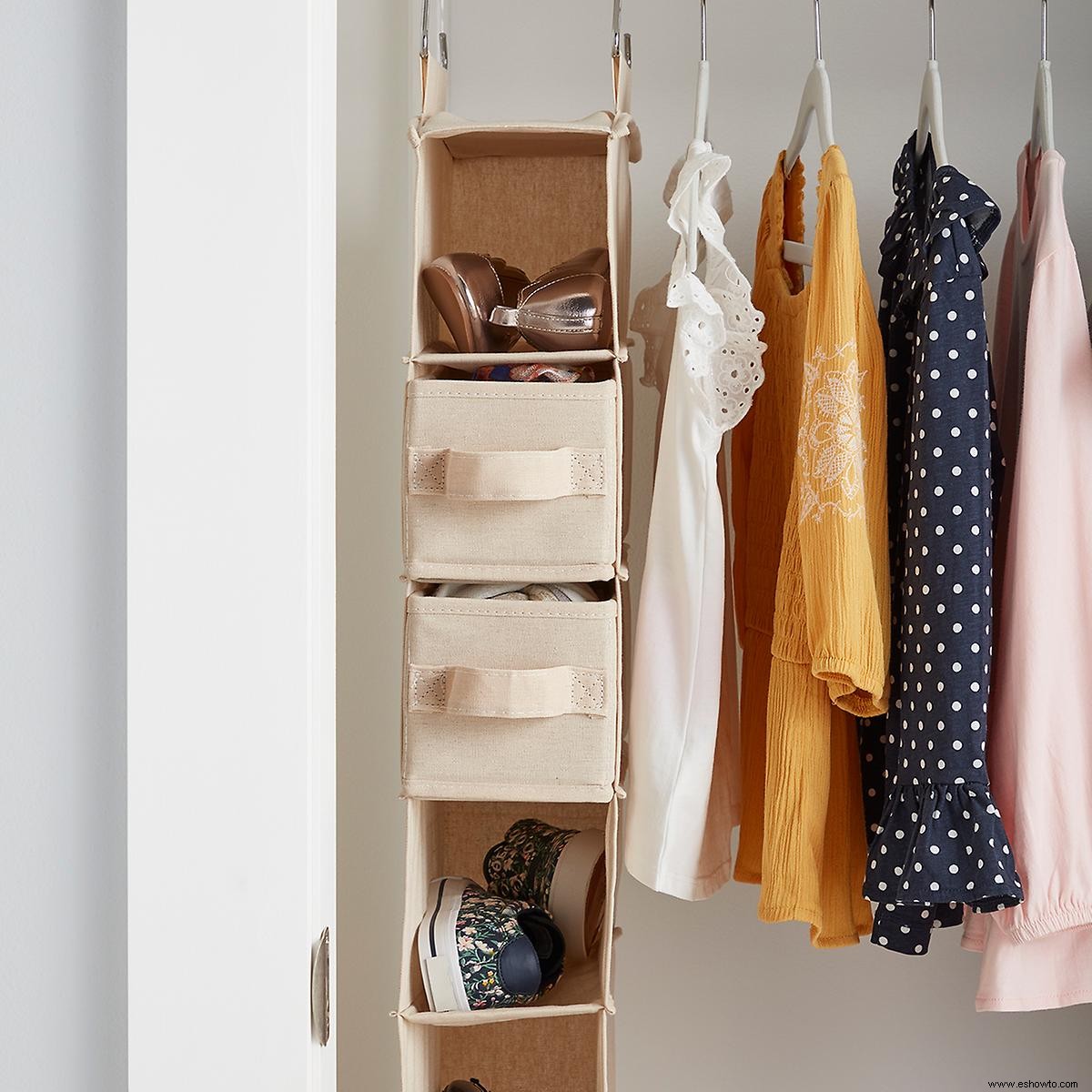 6 ideas geniales de organización para despejar el piso de tus pertenencias 