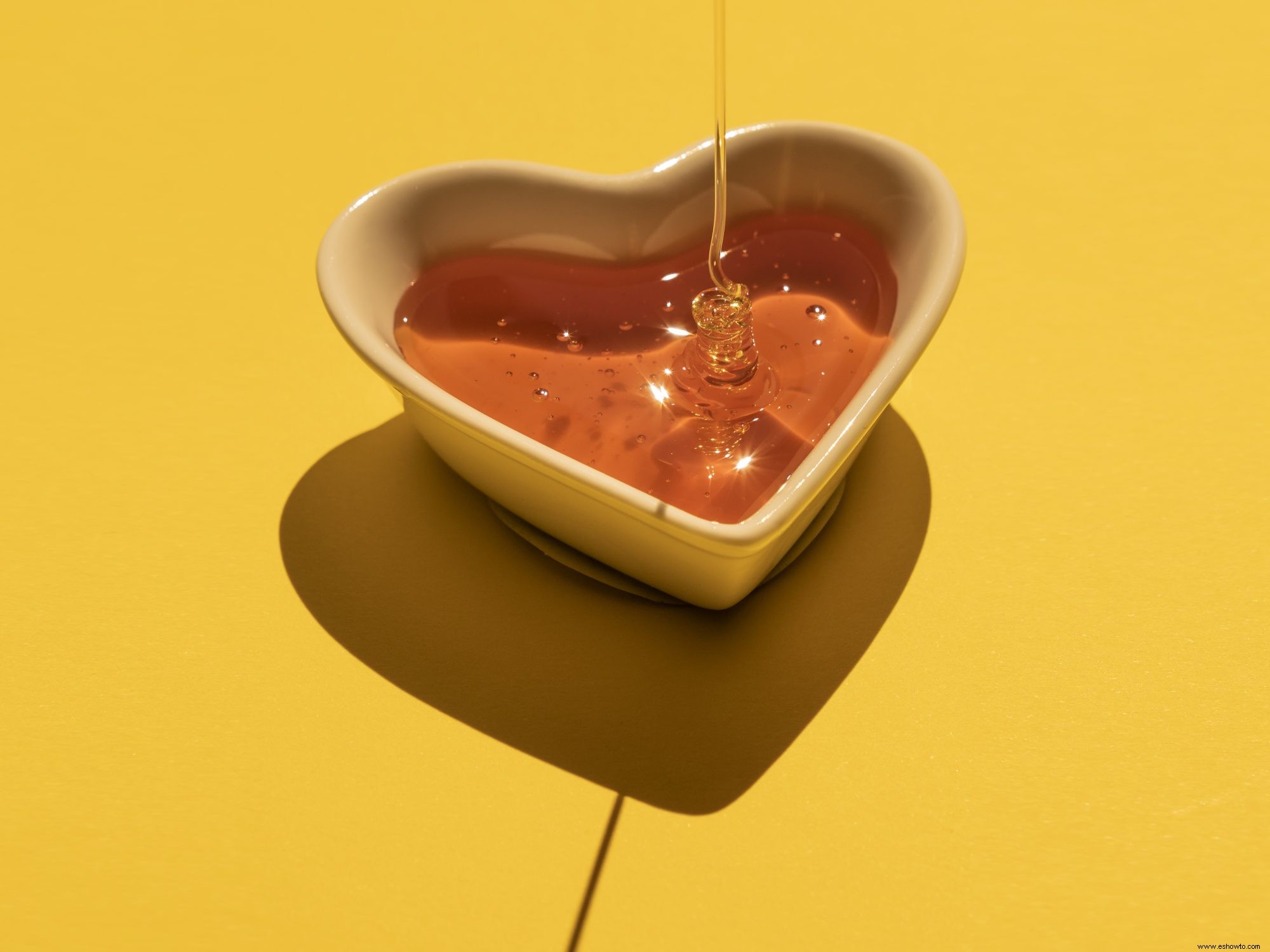¿Son la miel y el jarabe de arce realmente más saludables que el azúcar? Preguntamos a los nutricionistas 