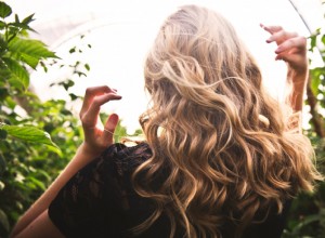 Cómo eliminar el tono cobrizo del cabello para siempre: consejos de expertos en coloración