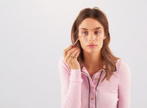 Cómo eliminar las ojeras: tutorial paso a paso para aplicar corrector profesional