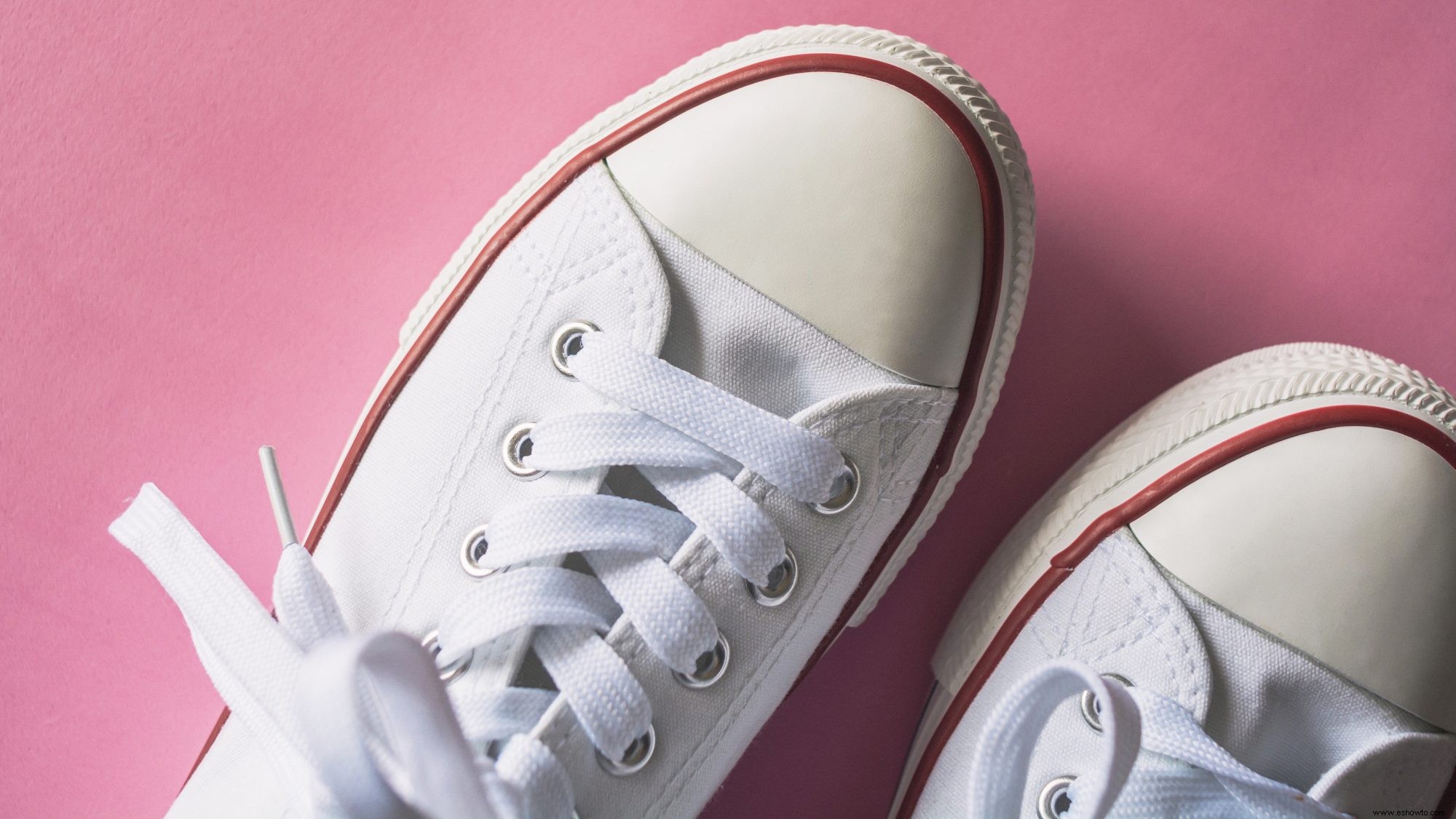 Cómo limpiar zapatos blancos en casa sin lejía ni limpiadores caros 