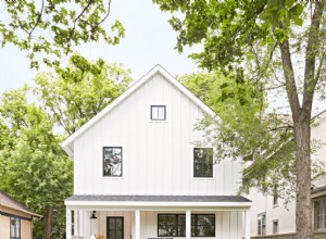 4  Problemas  Comunes del Césped que No Necesitan Solución: Prácticas Ecológicas Efectivas