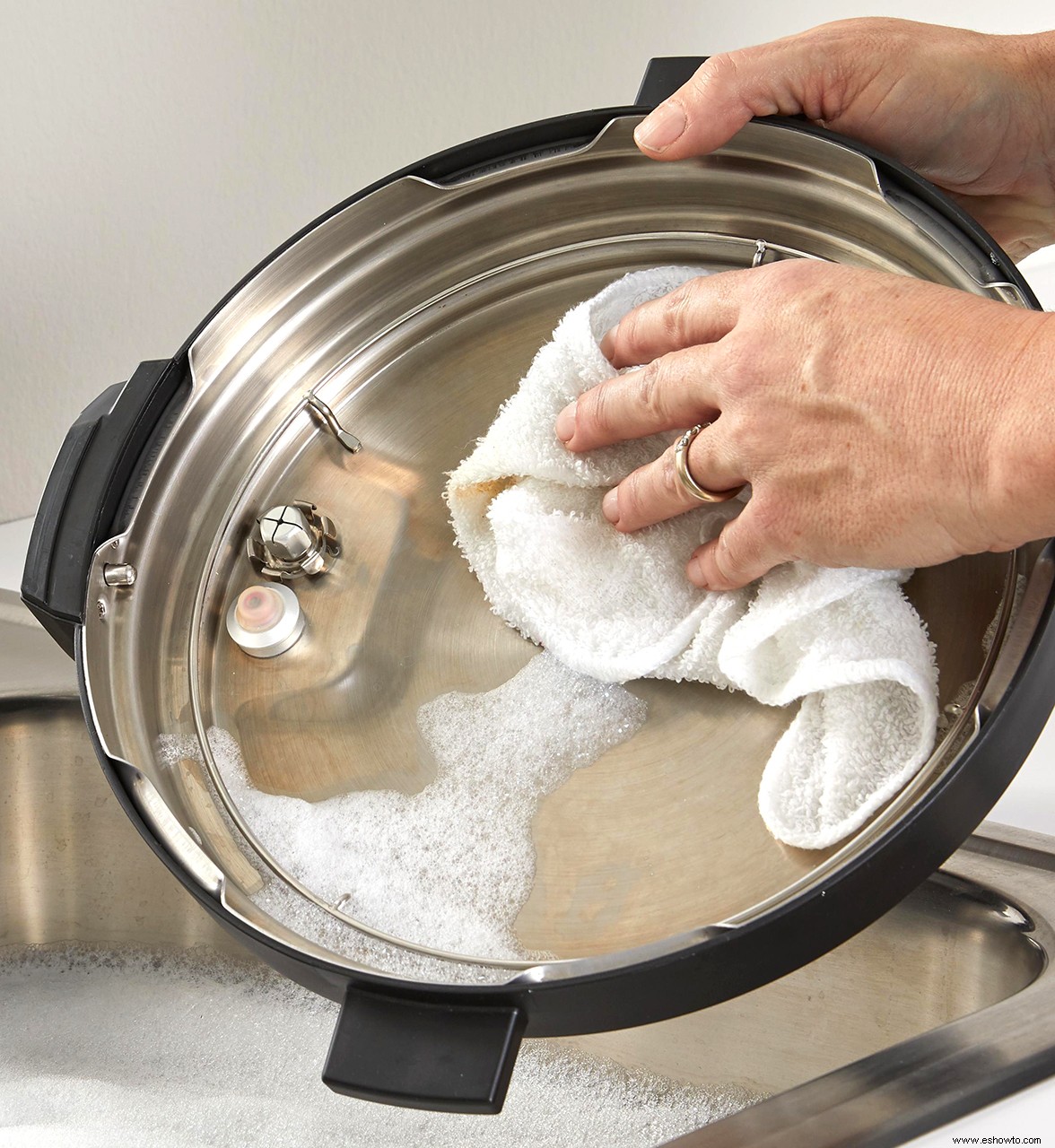 Cómo limpiar una olla instantánea, incluidas las partes que podría perderse 