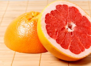 Toronja y azúcar: truco natural para una bañera impecable y reluciente