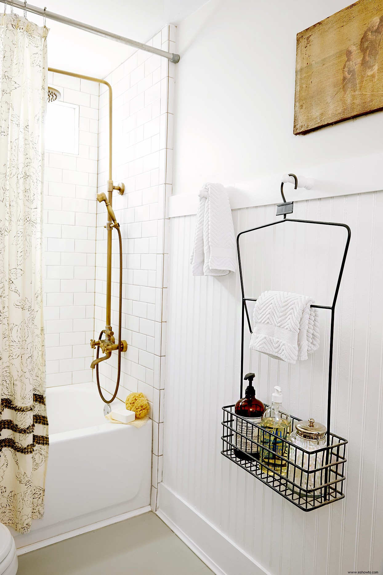 14 trucos de almacenamiento para baños pequeños para aprovechar al máximo tu pequeño espacio 