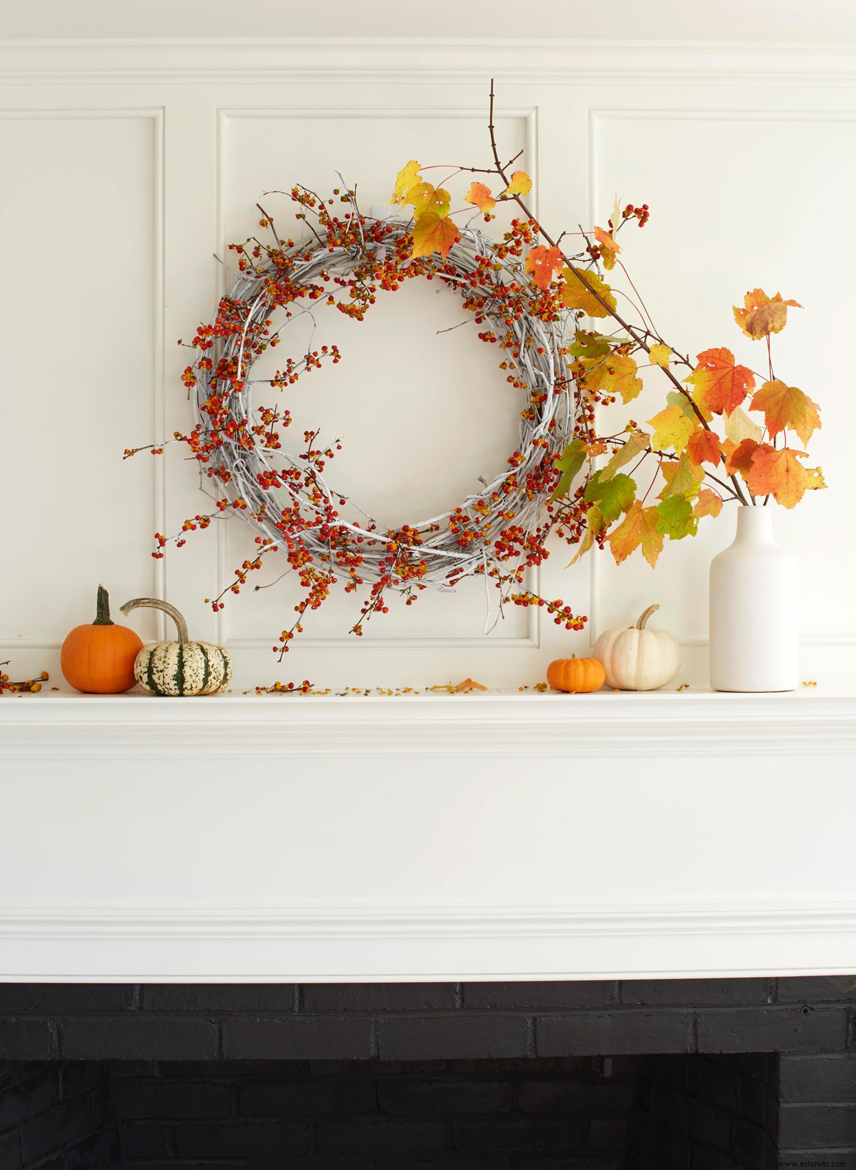9 lugares creativos para colgar una corona de otoño además de la puerta de tu casa 