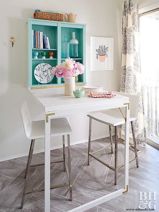 Haz esta mesa plegable adorable (¡y que ahorra espacio!) 