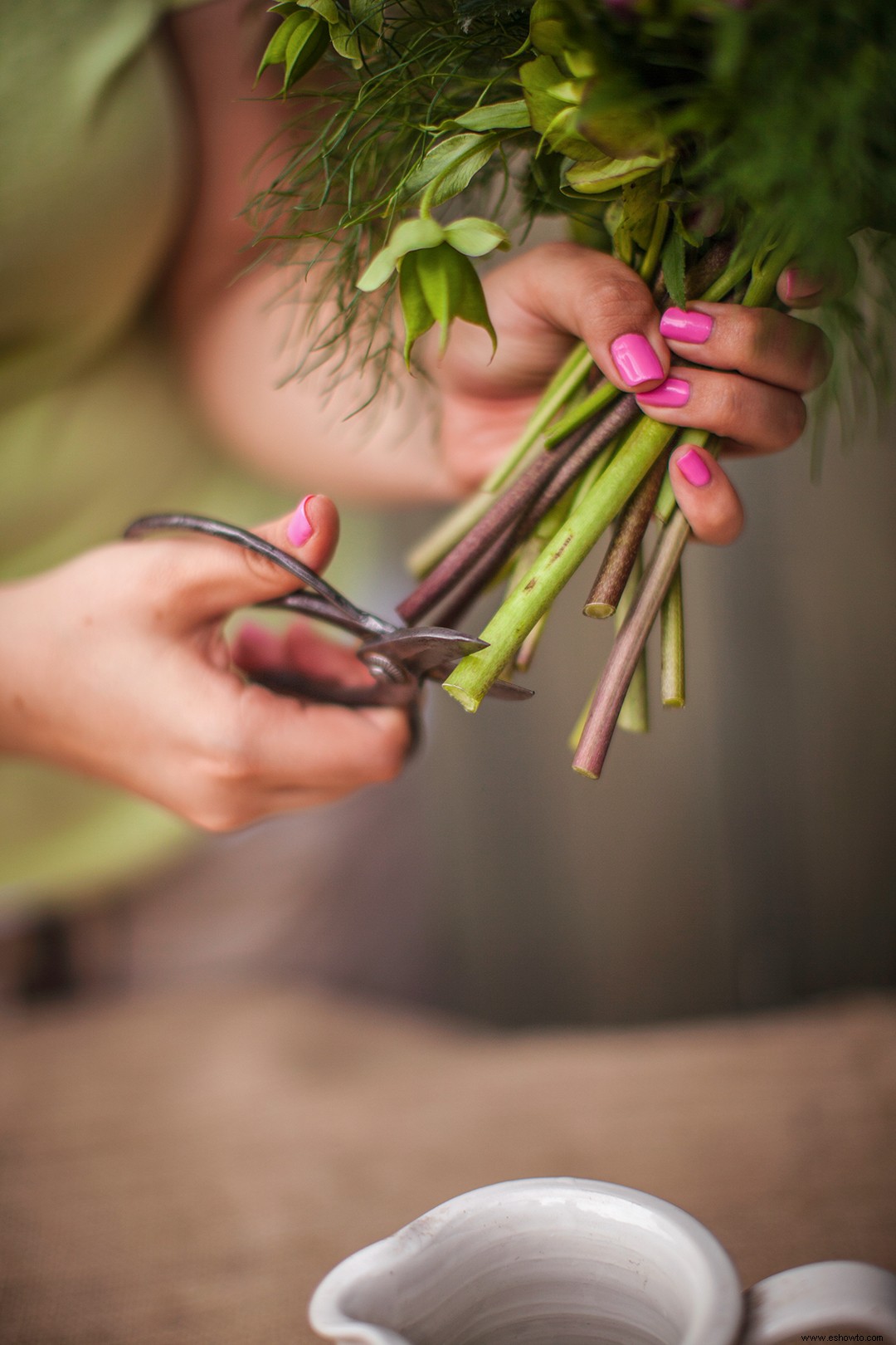 8 sencillos pasos para arreglar flores como un profesional 