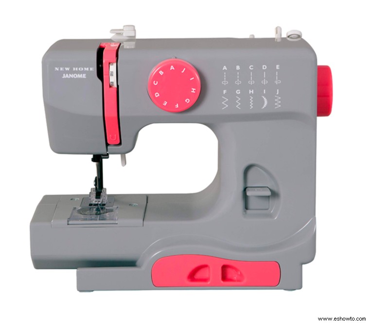 Es el momento perfecto para aprender a coser:echa un vistazo a las 5 máquinas mejor calificadas para principiantes 