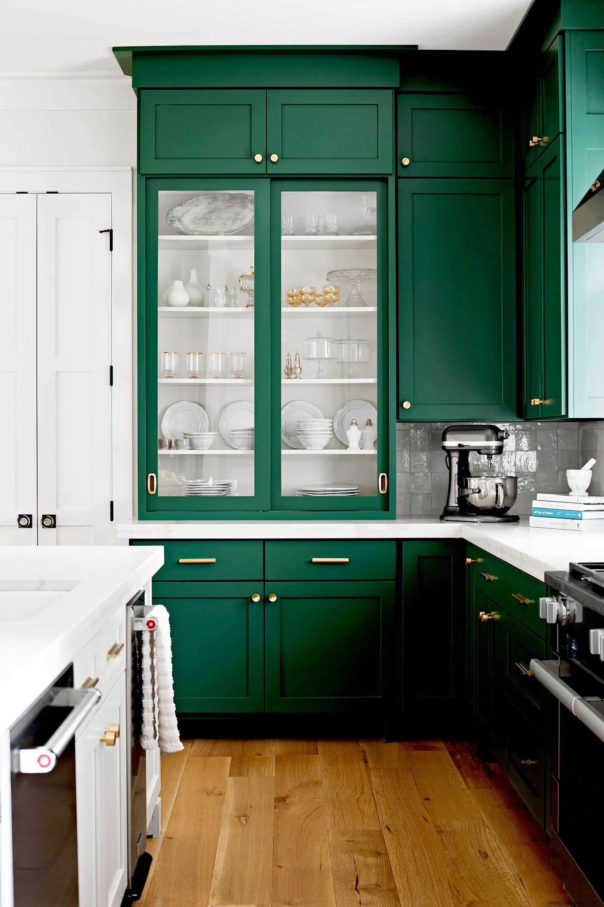 Los mejores colores de pintura verde para gabinetes, según los expertos 