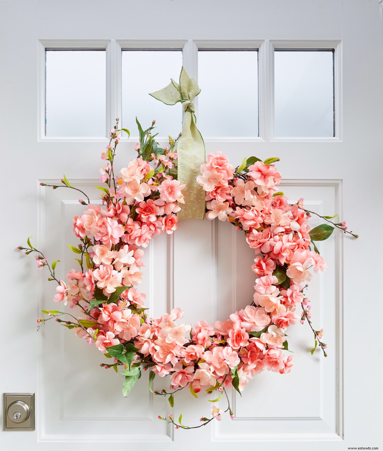 Cómo hacer una corona de flores de cerezo de imitación que sea perfecta para la primavera 