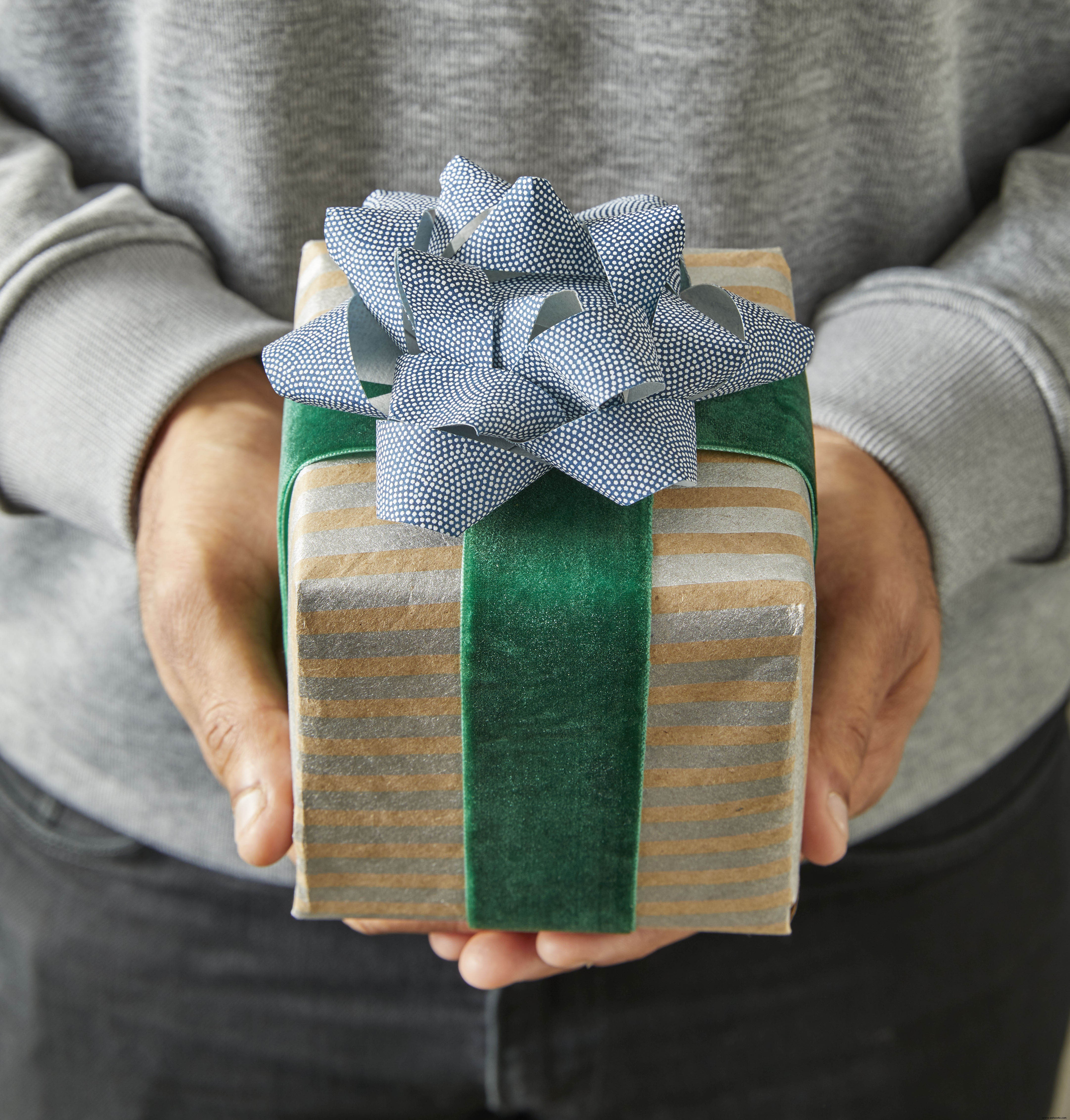 Esta técnica japonesa para envolver regalos es brillante 