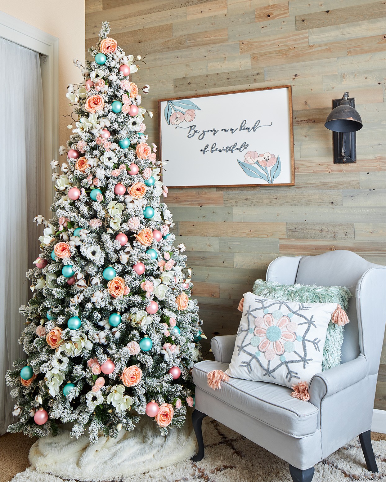 La tendencia floral del árbol de Navidad ha vuelto y las imágenes son impresionantes 