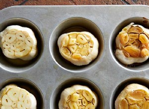 Receta de Ajo Asado en Moldes para Muffins: Fácil y Saboroso