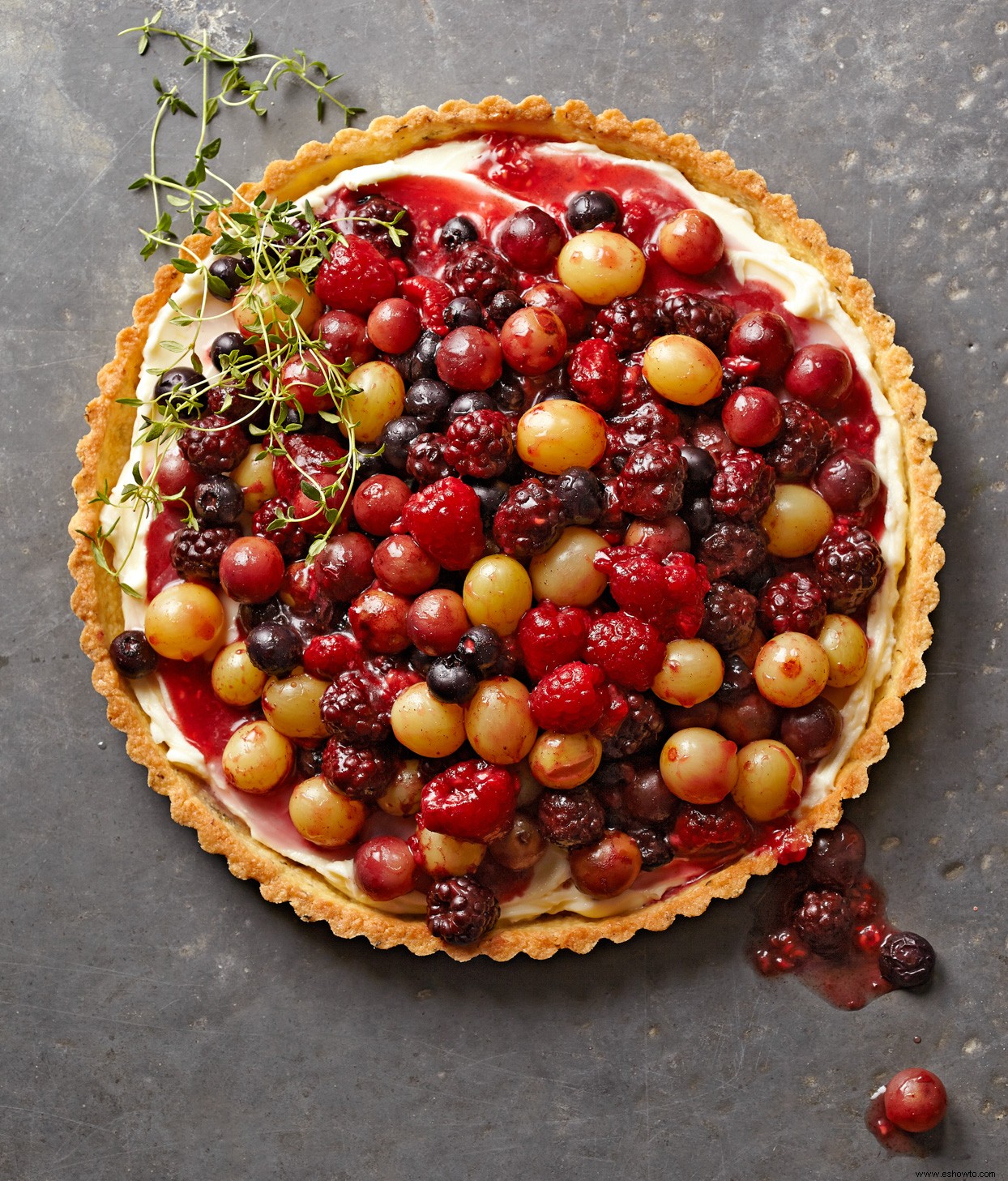 Tarta De Uvas Y Frutos Rojos Asados 