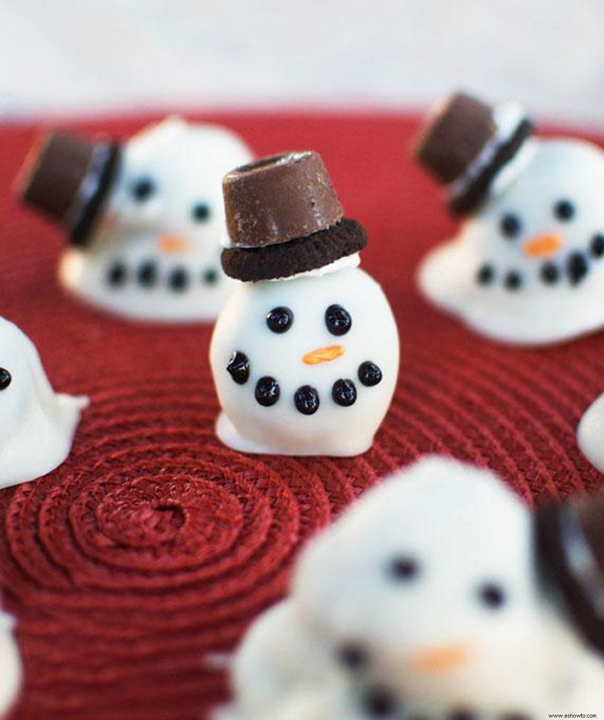 Bolas de galletas de muñeco de nieve 