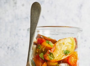 Tomates Marinados: Receta Fácil y Sabrosa con Tomates Frescos del Jardín